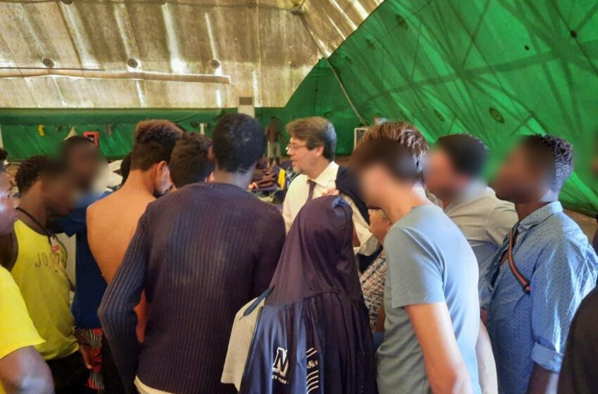 Centro di accoglienza di Rosolini, “condizioni non adeguate”: i migranti trasferiti