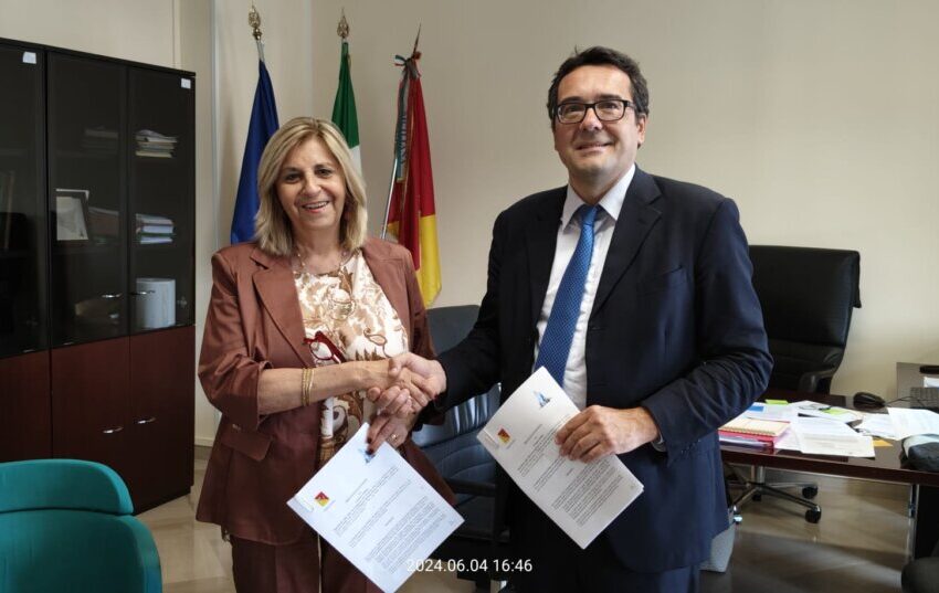  Regione, firmata intesa con Anci Sicilia per la formazione sull’uso dei fondi europei per lo sviluppo