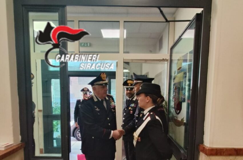  Il Comandante Generale dei Carabinieri Luzi in visita al Comando Provinciale: “Ruolo cruciale dell’Arma per il G7”