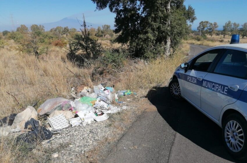  Abbandonano rifiuti per strada, beccati dalla Polizia Locale di Melilli