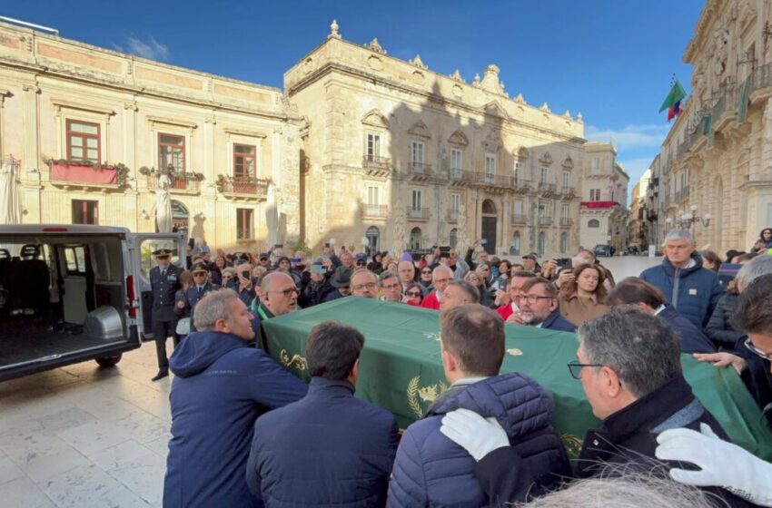  Il corpo di Santa Lucia e Siracusa, arrivederci a tra dieci anni